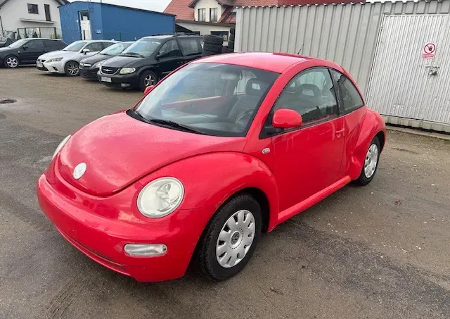 samochody osobowe Volkswagen New Beetle cena 3300 przebieg: 200500, rok produkcji 1999 z Tuchola